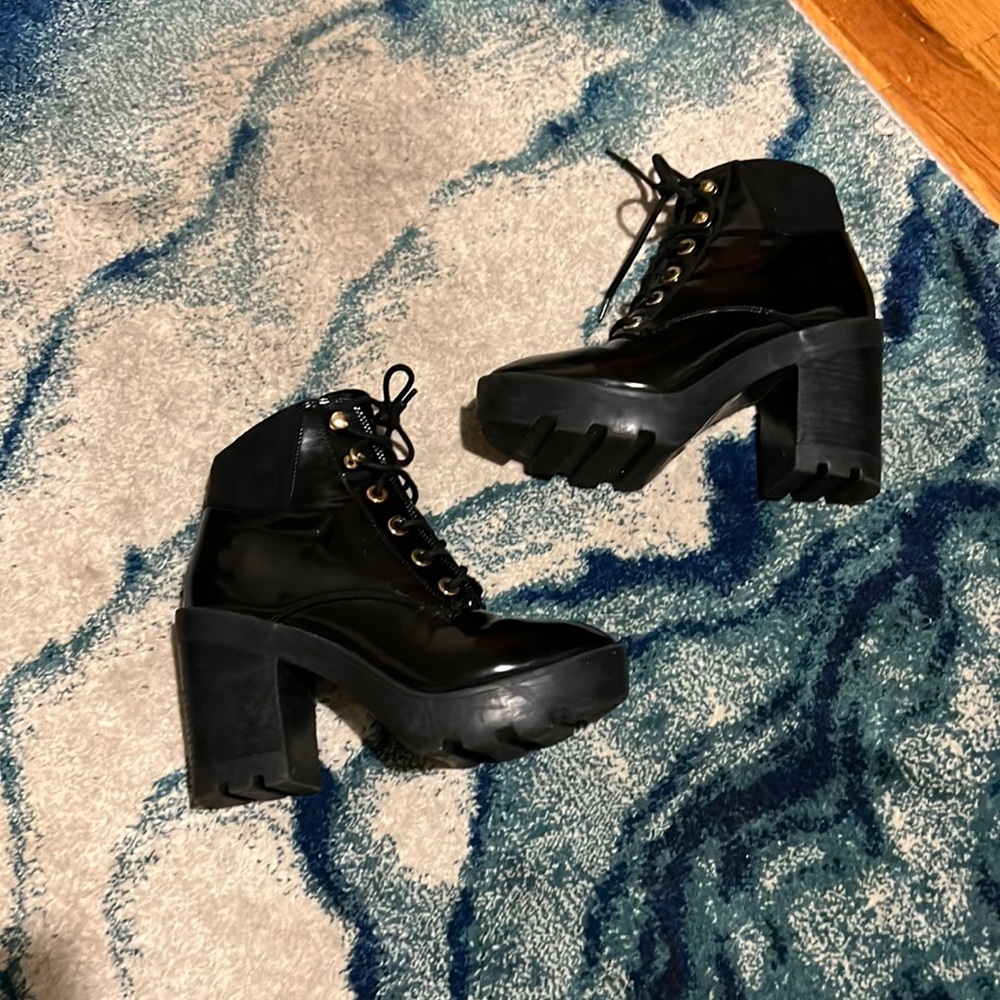 Aldo Maccari platform bootie